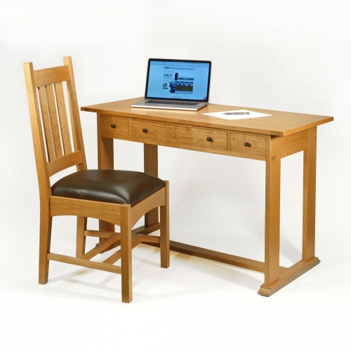 MT Chair and Desk Oak CC 28x28 72